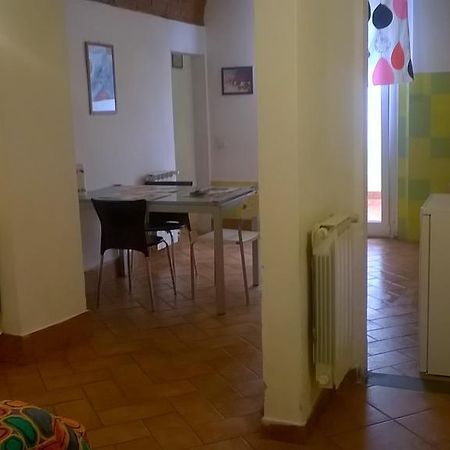 Colonna Home Florence Bilik gambar